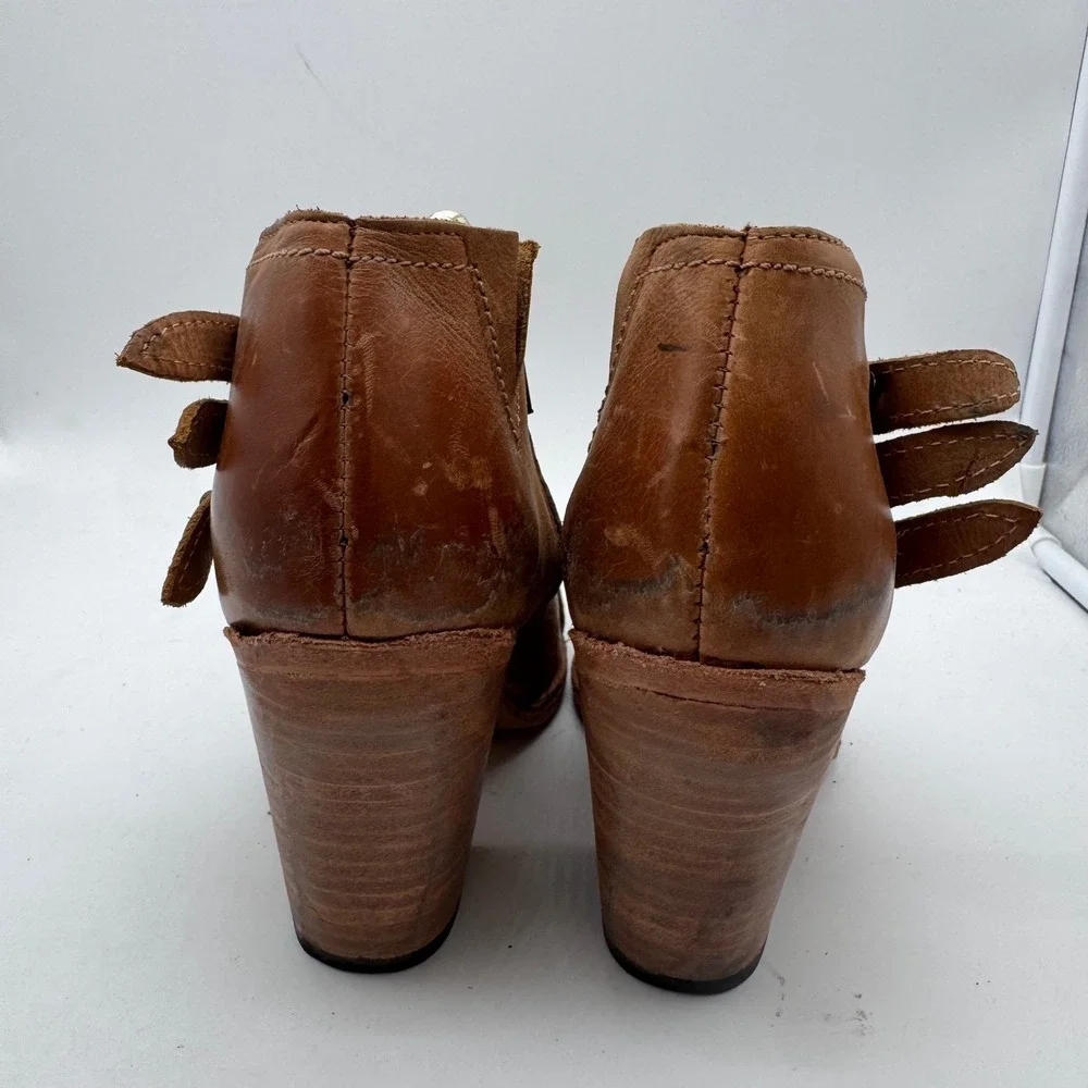Freebird by Steven Boots Women 9 Tan‎ Gate Distressed Western Ankle Bootie